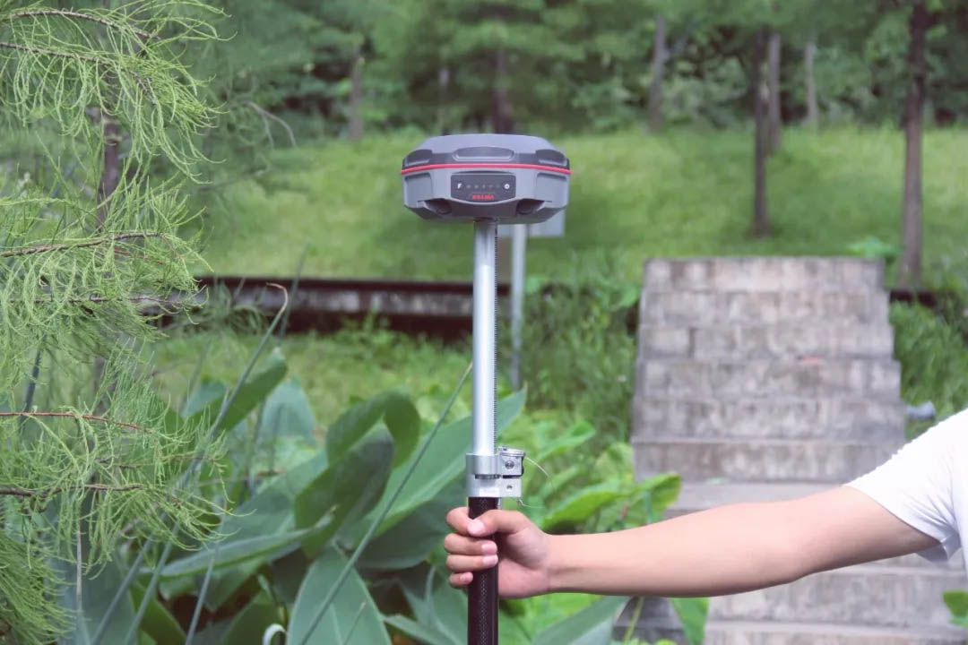 RTK信號不穩(wěn)定、精度因子超限、手簿傳輸數(shù)據(jù)異常，這些常見問題其實(shí)可以輕松解決